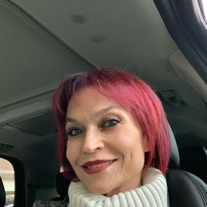 Meet your Posher, Tina